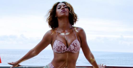 Beyonce w bikini i na jachcie prezentuje swoje szczęście