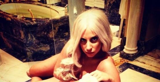 Lady Gaga  niczym syrena na Instagramie 